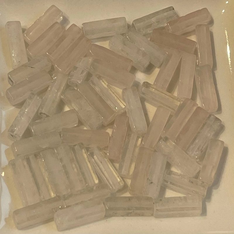 13mm weiß-rosa rechteckig Achatstein Stabperle