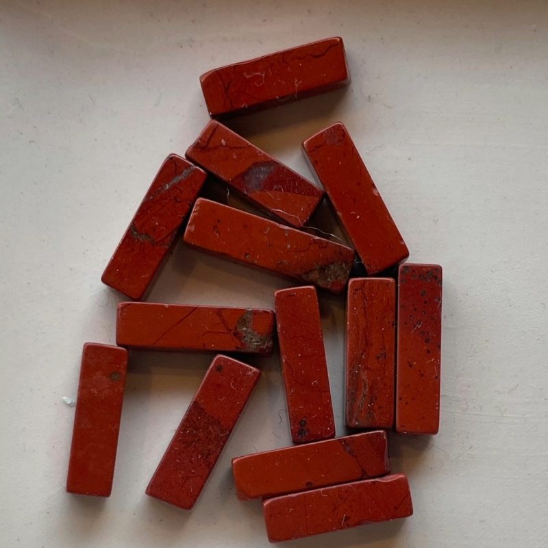 13mm rot rechteckig Stabperle Achatstein