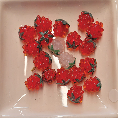 Glas Perle Himbeere rot 14mm