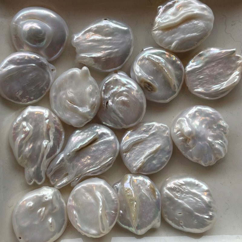 Süßwasserperle flach weiß 20mm