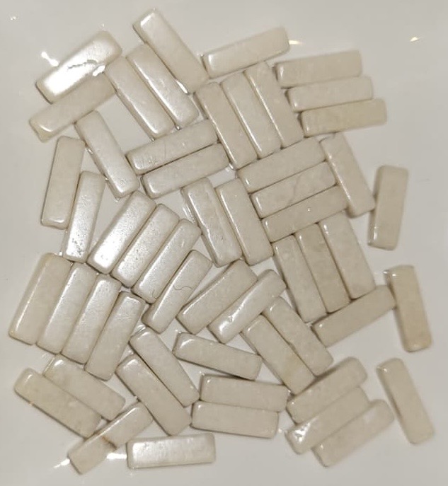 13mm beige rechteckig Chalzedon Stabperle